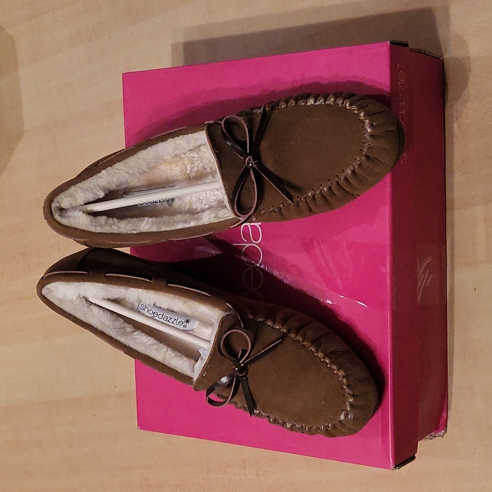 LINED WEDGES CUTE.